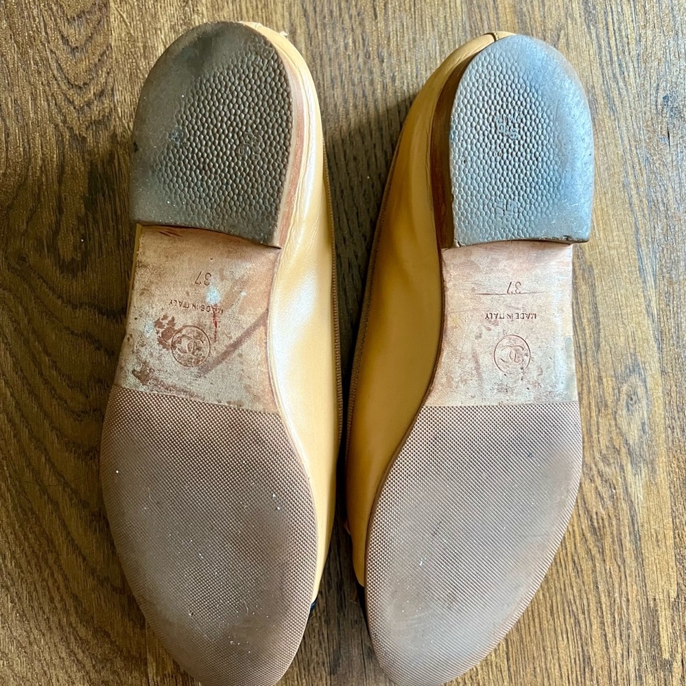 Chanel Flats Cap Toe Flats View 4